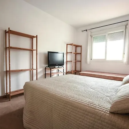 Apartamento El Faro Apartment Estepona